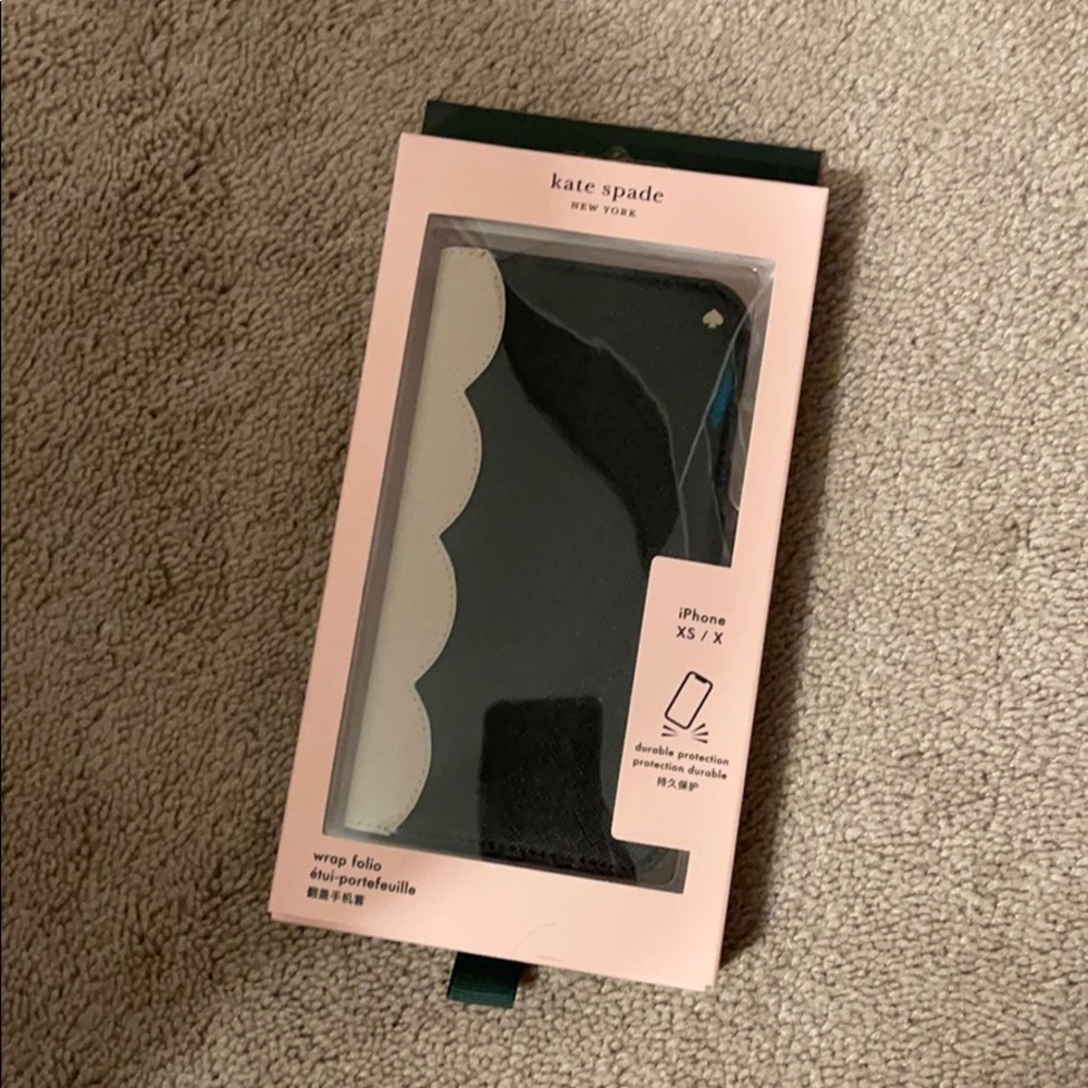 Kate Spade scallop colorblock leather wrap folio